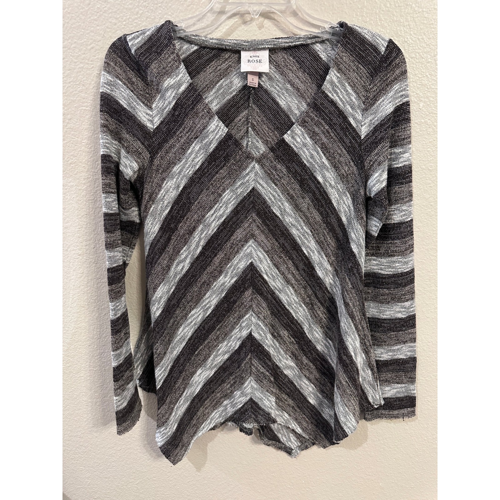 Knox Rose Womens Top Size S Long Sleeve Chevron Pattern Knit Pullover